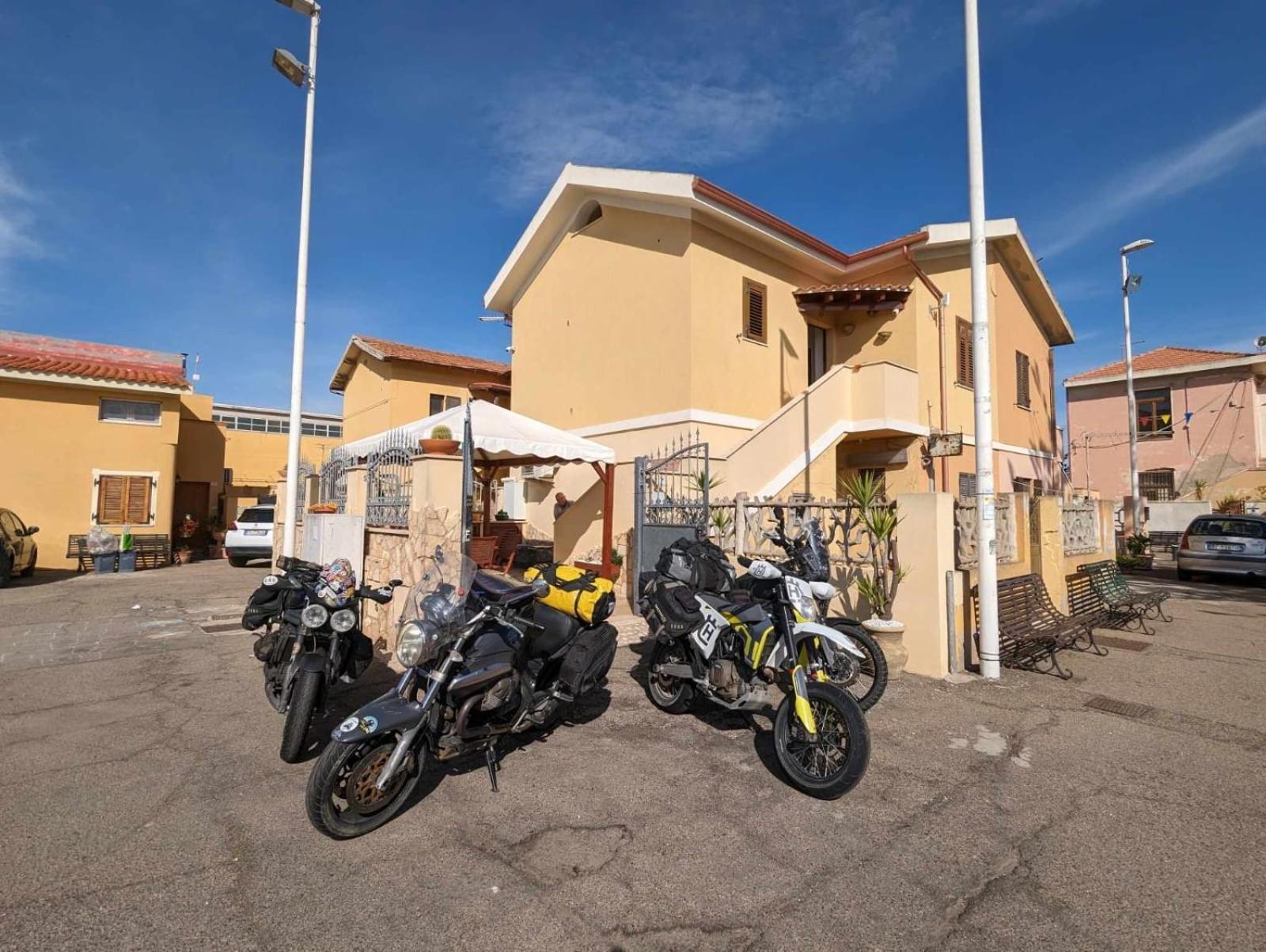 Un Passo Dal Mare E Dalla Citta. Cagliari Kültér fotó